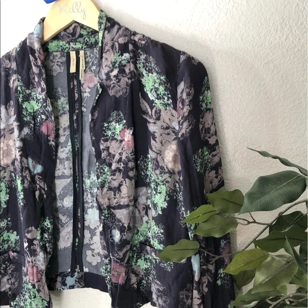 Frenchi Cropped Floral Jacket